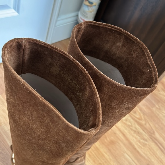 Salvatore Ferragamo suede brown heel boots size 9 - Picture 16 of 17